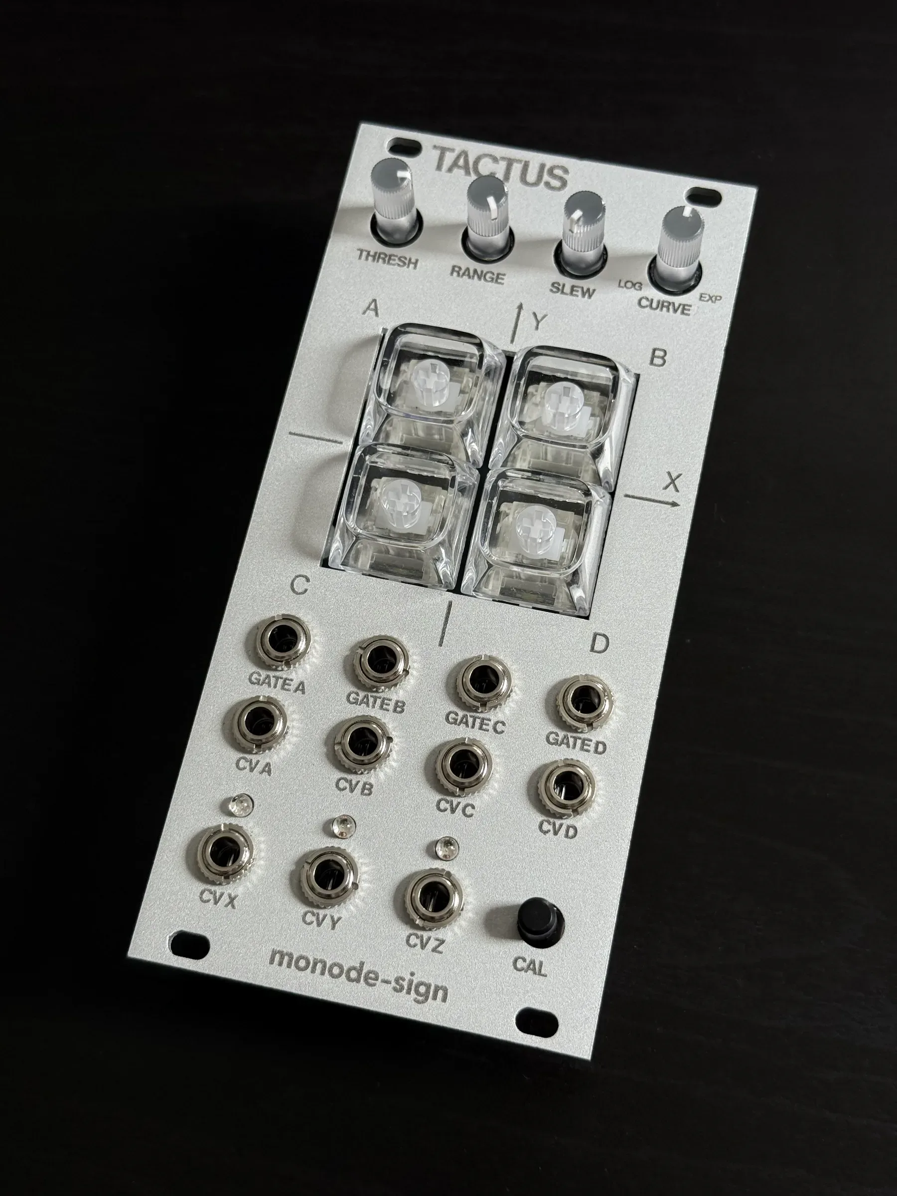 TACTUS — 12HP 磁気深度 CV コントローラ