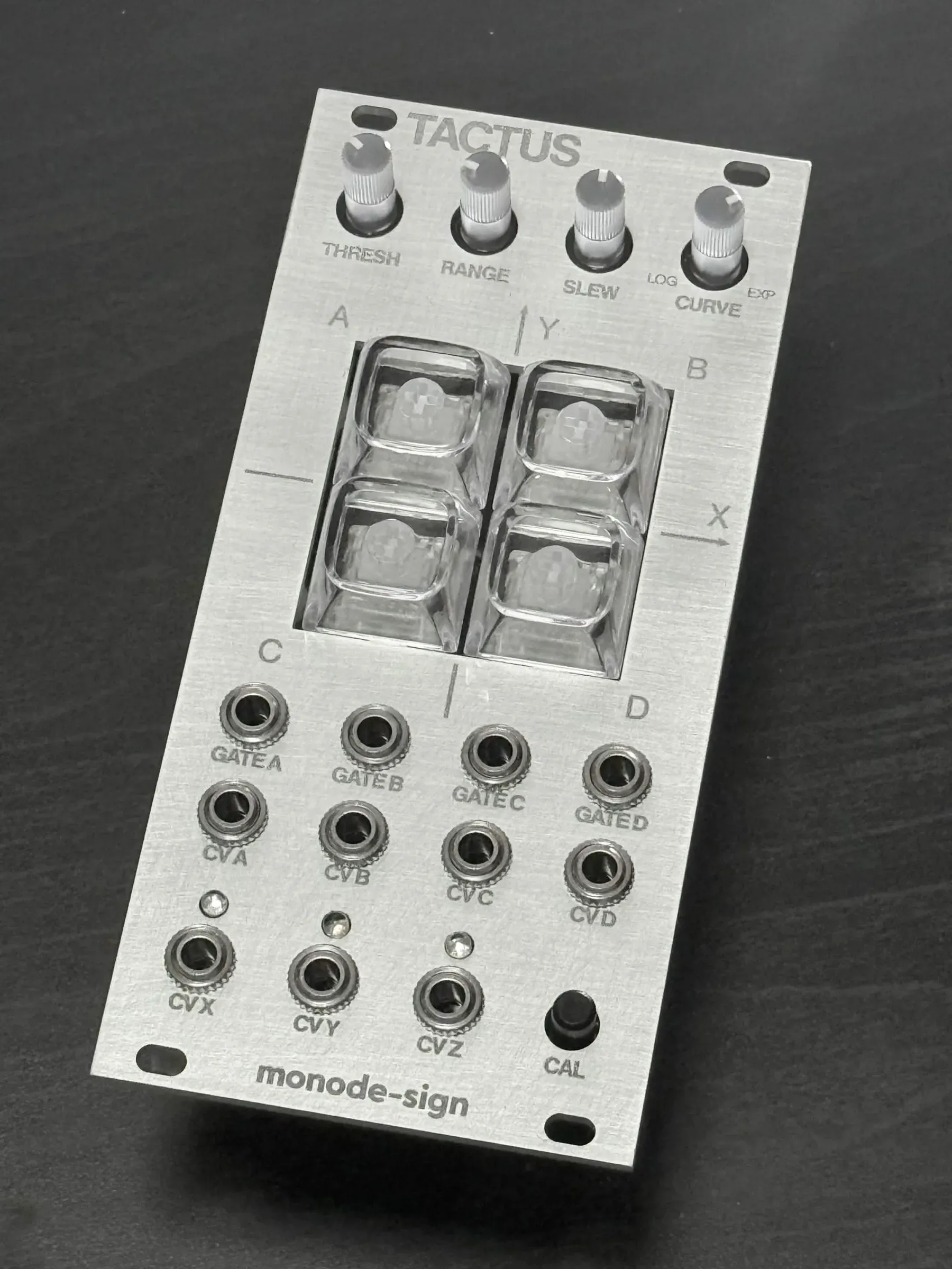TACTUS — 12HP 磁気深度 CV コントローラ